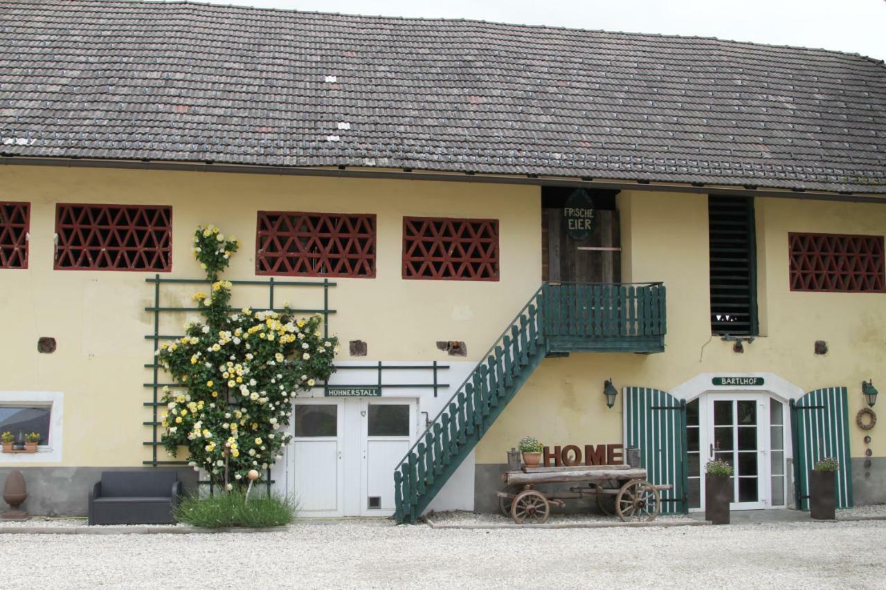 Gutshof Bartl 1 Apartment Klagenfurt am Woerthersee Exterior photo